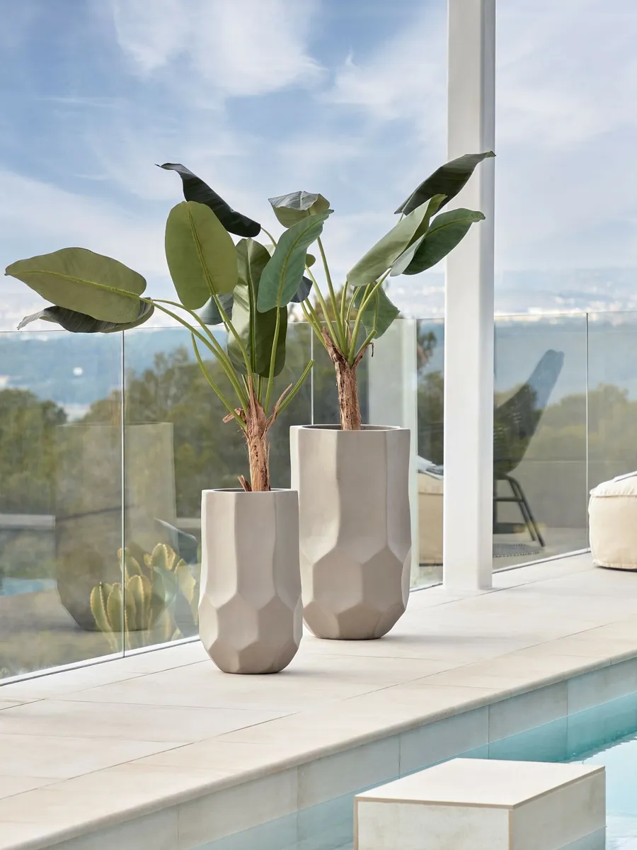 Искусственное банановое дерево La Forma Flower, высота 210 см, кашпо, Barcelona Design